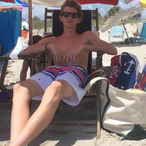 Meet your Posher, Knox